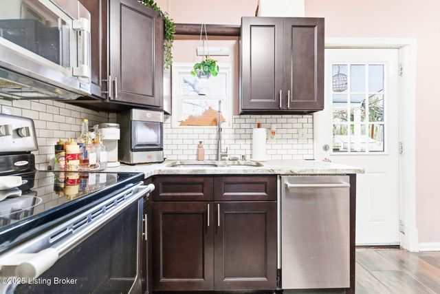 509 E Brandeis Ave, Louisville, KY 40217