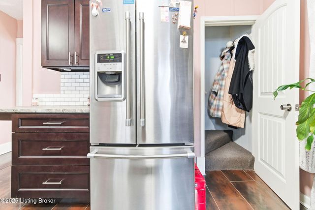 509 E Brandeis Ave, Louisville, KY 40217