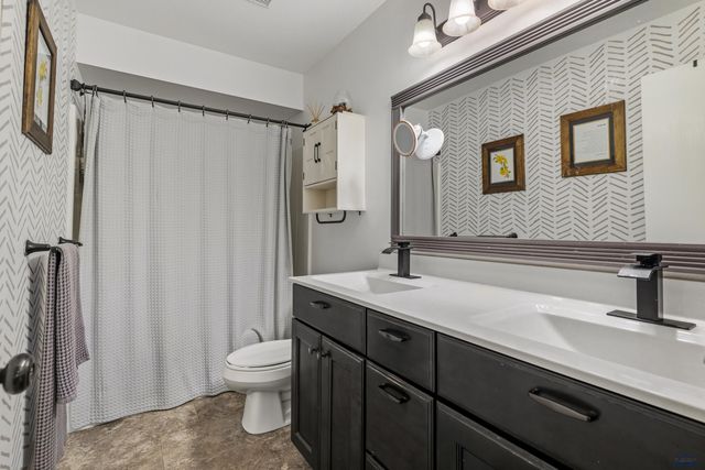 3022 GYPSEY RD, Rapid City, SD 57703