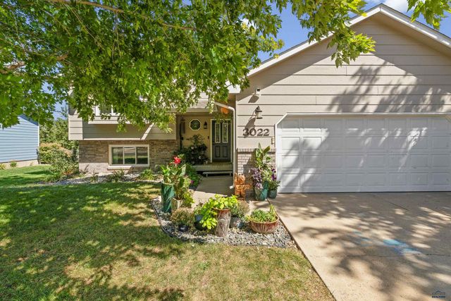 3022 GYPSEY RD, Rapid City, SD 57703