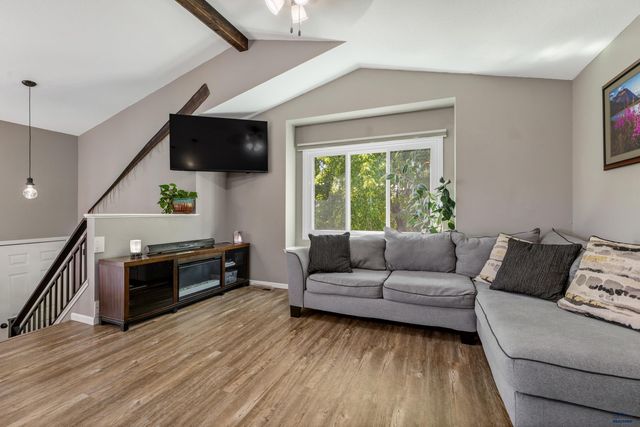 3022 GYPSEY RD, Rapid City, SD 57703