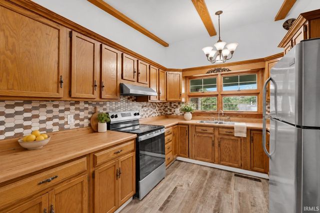 316 Eastwood Drive, Bedford, IN 47421
