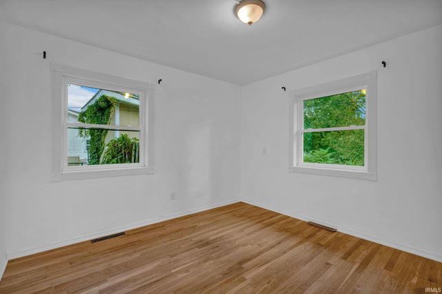 316 Eastwood Drive, Bedford, IN 47421