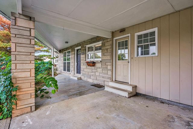 316 Eastwood Drive, Bedford, IN 47421