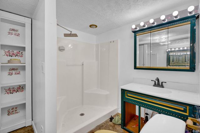 316 Eastwood Drive, Bedford, IN 47421