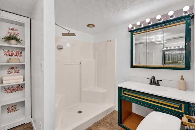 316 Eastwood Drive, Bedford, IN 47421