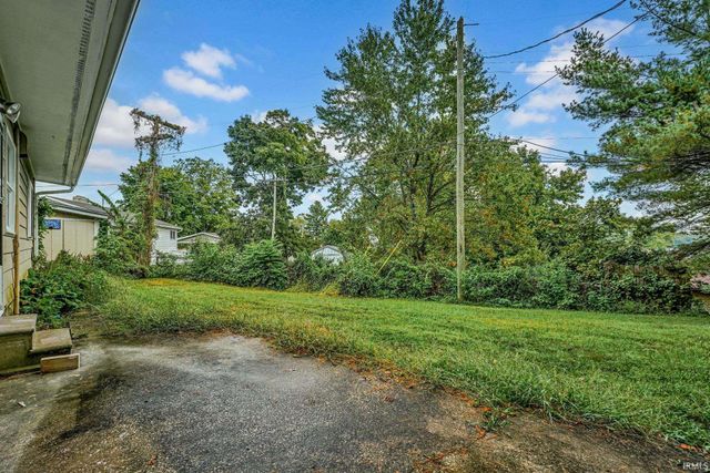 316 Eastwood Drive, Bedford, IN 47421