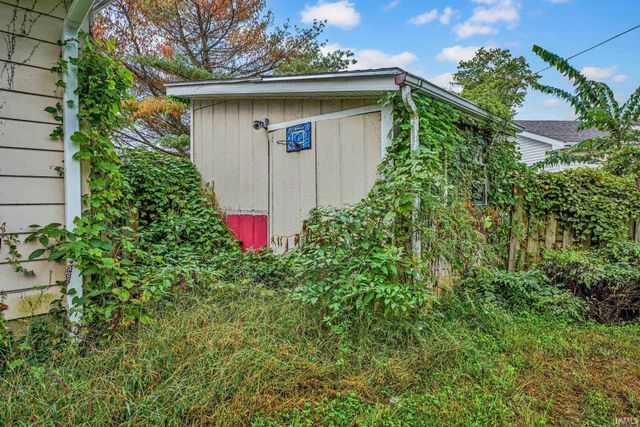 316 Eastwood Drive, Bedford, IN 47421