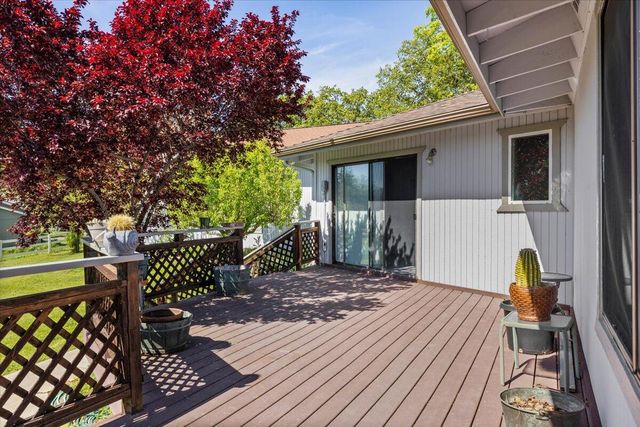 2340 Hillside Drive, Central Point, OR 97502