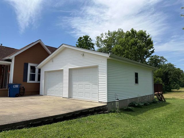 3113 Washington Ave, Bedford, IN 47421