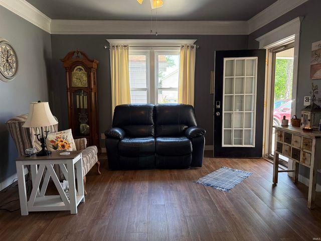 3113 Washington Ave, Bedford, IN 47421