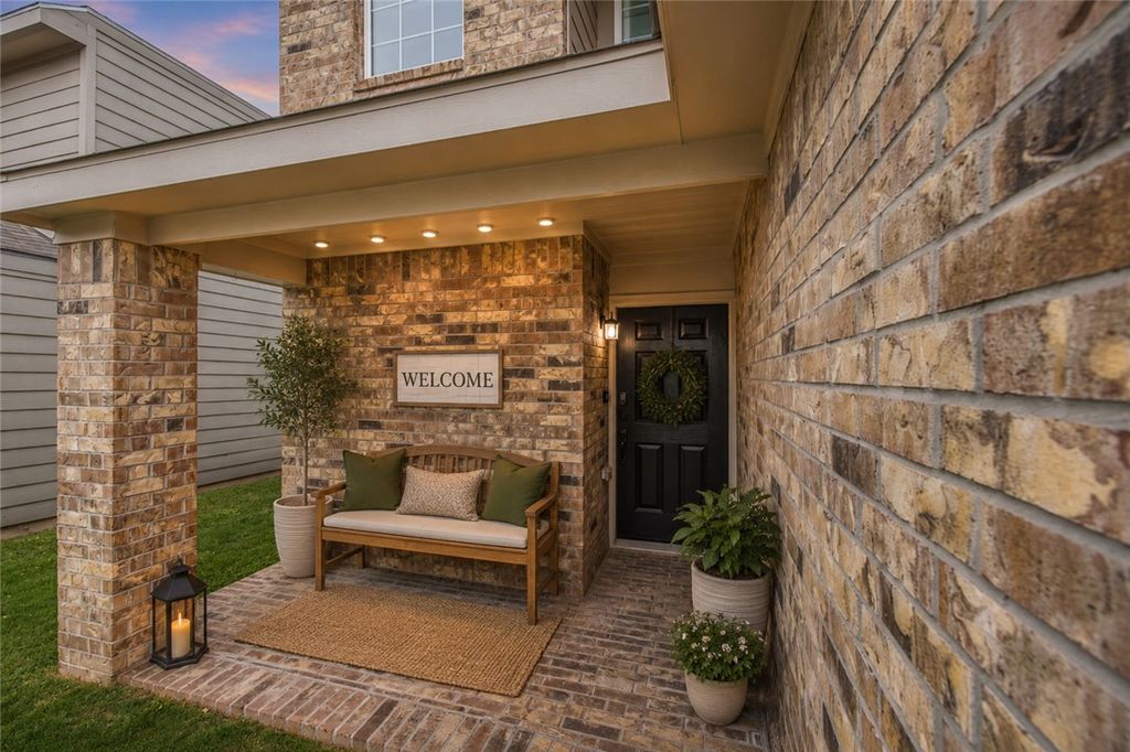 2049 Oakwood Forest Drive, Bryan, TX 77803 — photo 3