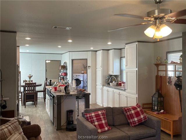 11320 Old Hearne, Bryan, TX 77807