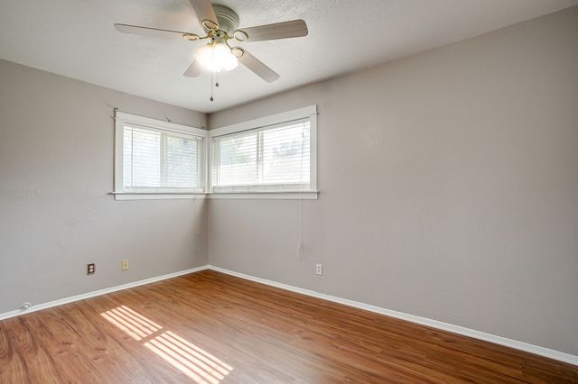 204 Mildred Lane, Benbrook, TX 76126