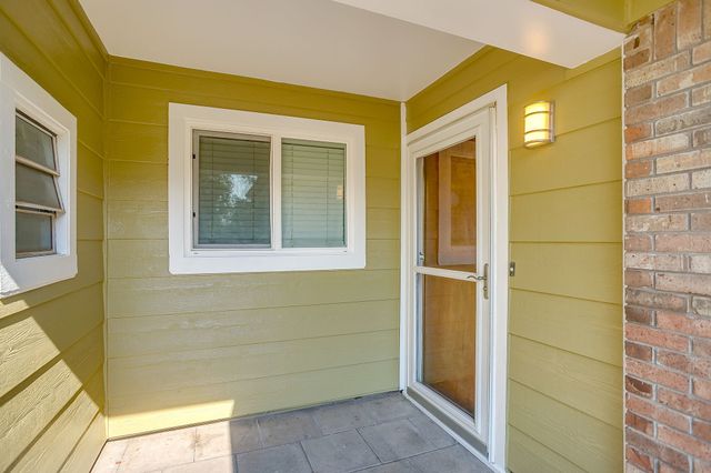 204 Mildred Lane, Benbrook, TX 76126