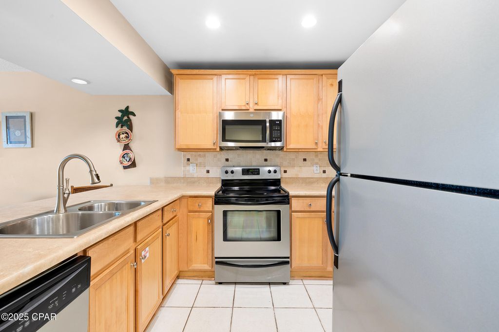 Image 8 of property listing at 520 Richard Jackson Boulevard 1410, Panama City Beach, FL 32407