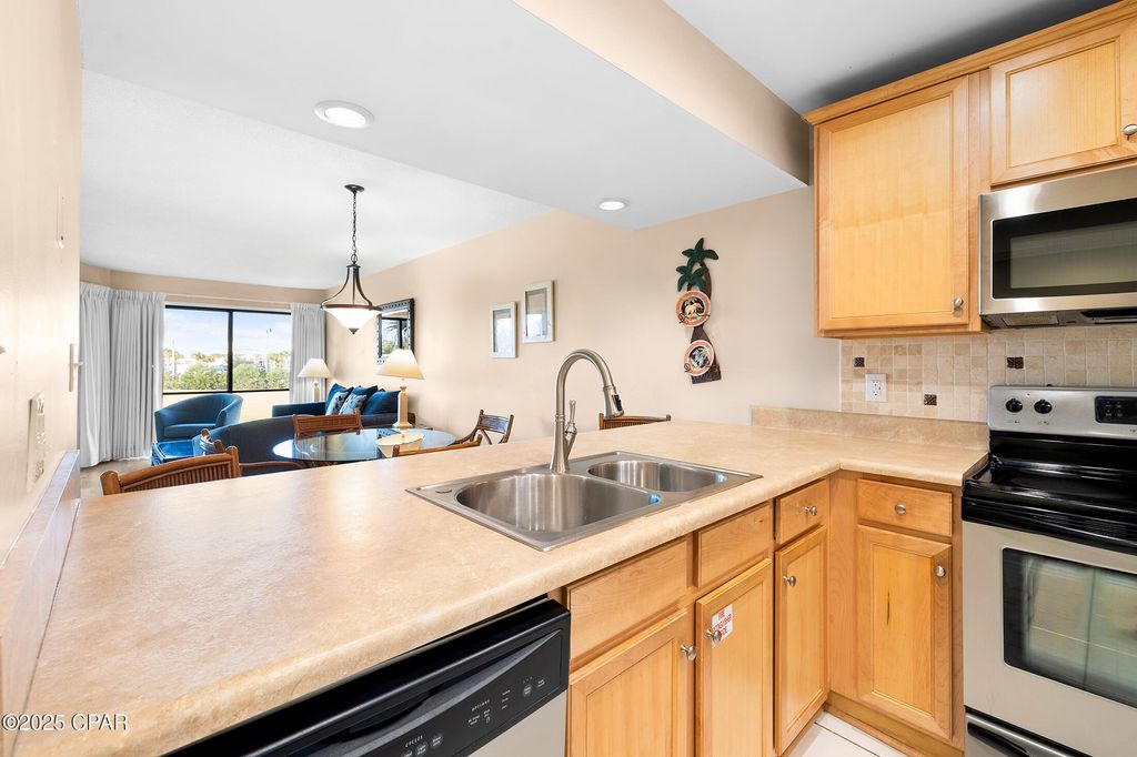 Image 9 of property listing at 520 Richard Jackson Boulevard 1410, Panama City Beach, FL 32407