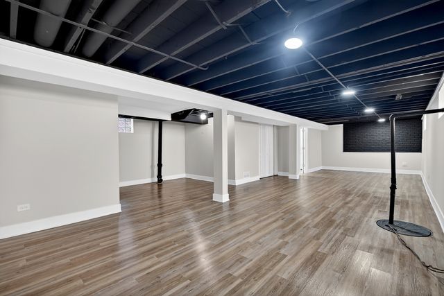 114 W 126th Place, Chicago, IL 60628