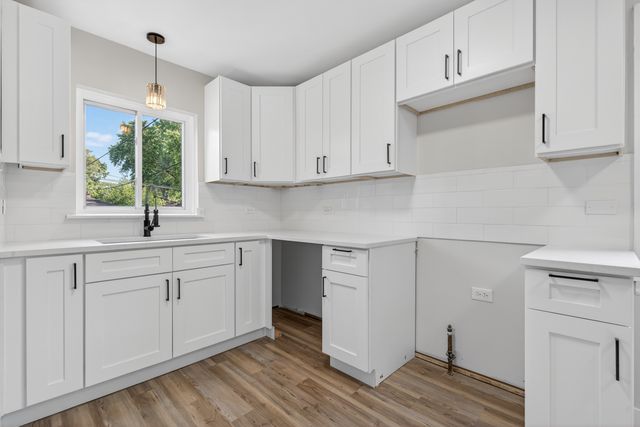 114 W 126th Place, Chicago, IL 60628
