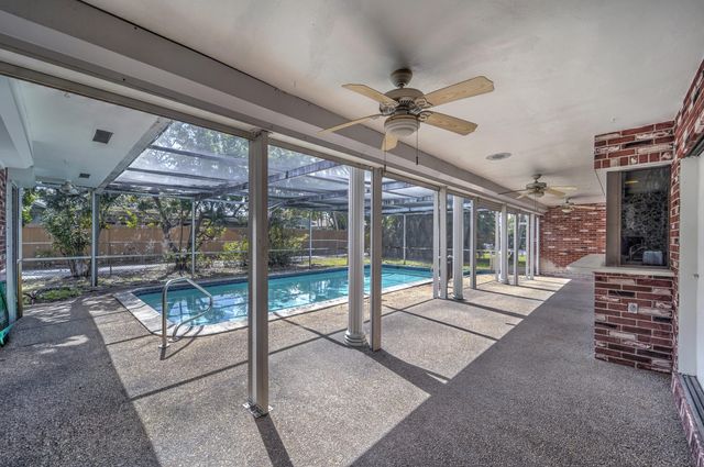 729 N Rainbow N Drive Drive, Hollywood, FL 33021