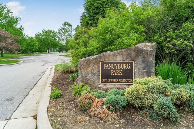 2674 Woodstock Road, Upper Arlington, OH 43221