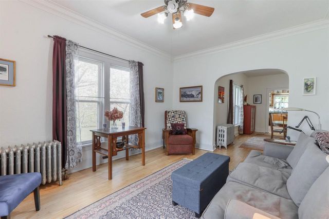 611 SHEARER STREET, Waupaca, WI 54981
