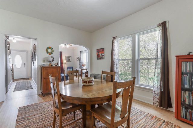 611 SHEARER STREET, Waupaca, WI 54981