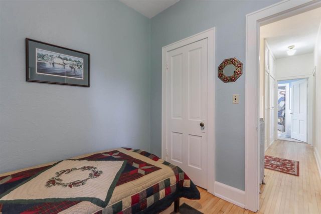 611 SHEARER STREET, Waupaca, WI 54981
