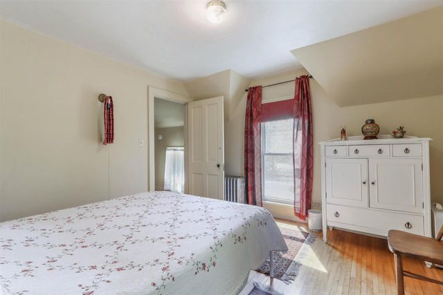 611 SHEARER STREET, Waupaca, WI 54981