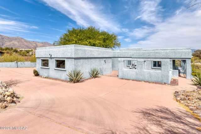 5036 N Calle Bosque, Tucson, AZ 85718