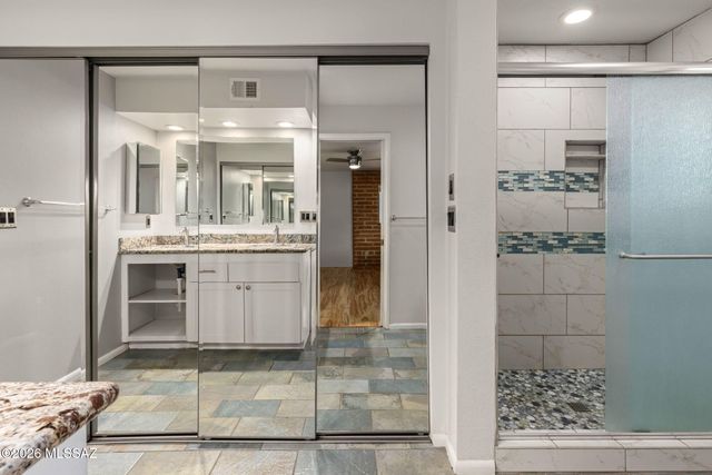 5036 N Calle Bosque, Tucson, AZ 85718
