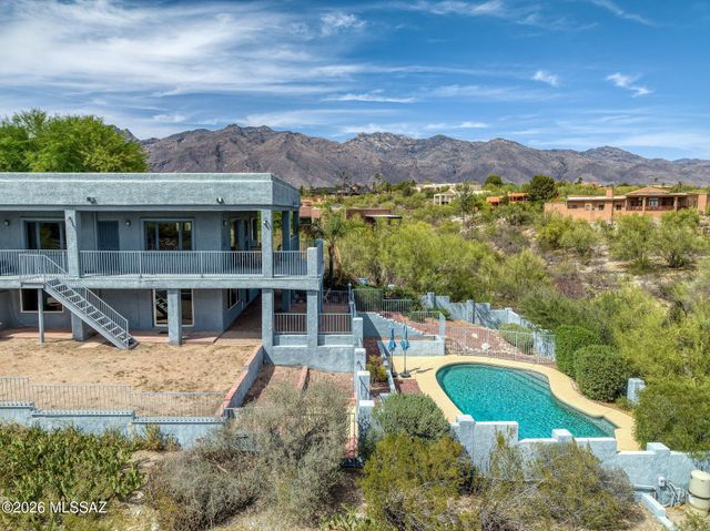 5036 N Calle Bosque, Tucson, AZ 85718