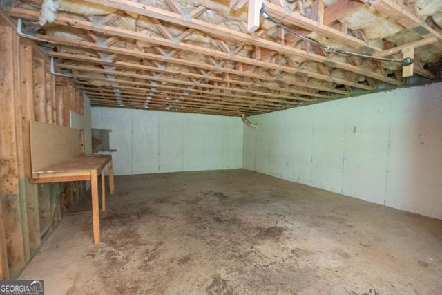 11 Neely Run, Newnan, GA 30265