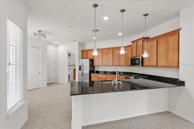 124 BALMY COAST ROAD, Groveland, FL 34736
