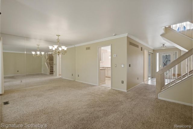 24122 Bingham Pointe Drive 24, Bingham Farms Village, MI 48025