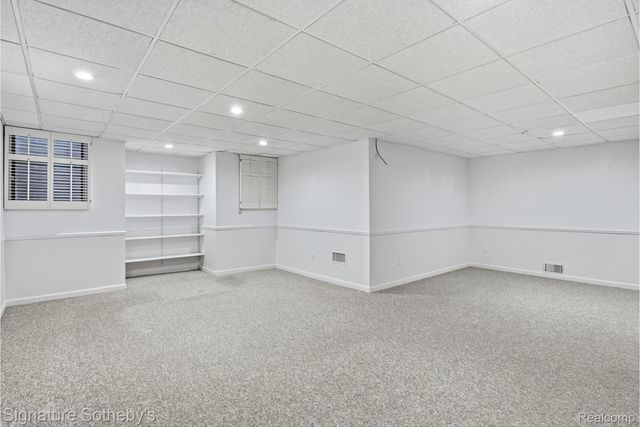 24122 Bingham Pointe Drive 24, Bingham Farms Village, MI 48025