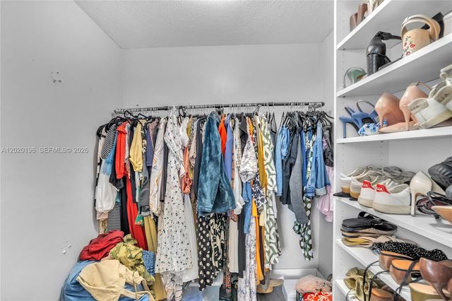 8437 Forest Hills Dr 304, Coral Springs, FL 33065