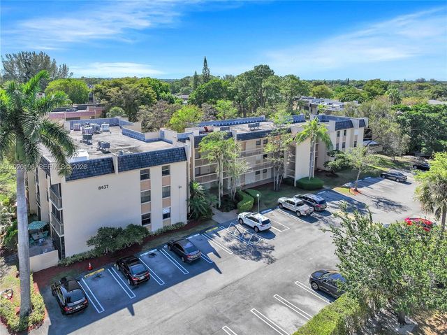 8437 Forest Hills Dr 304, Coral Springs, FL 33065