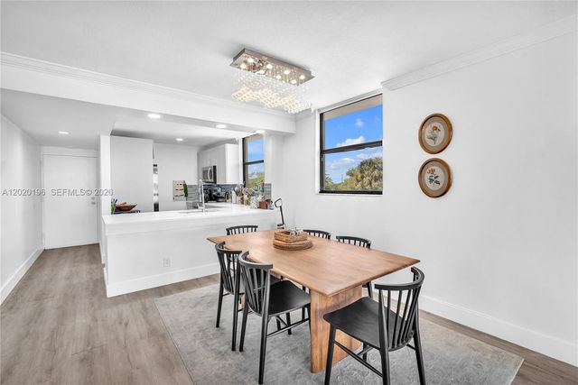 8437 Forest Hills Dr 304, Coral Springs, FL 33065