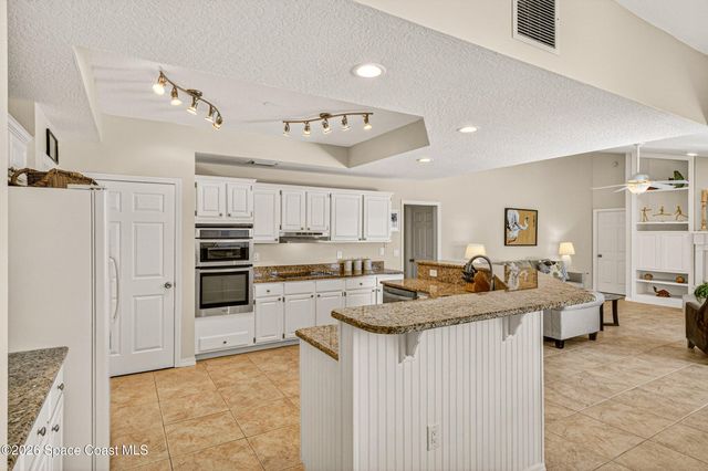 1013 Spanish Wells Drive, Melbourne, FL 32940