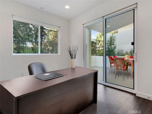 610 Levering Avenue 203, Los Angeles, CA 90024