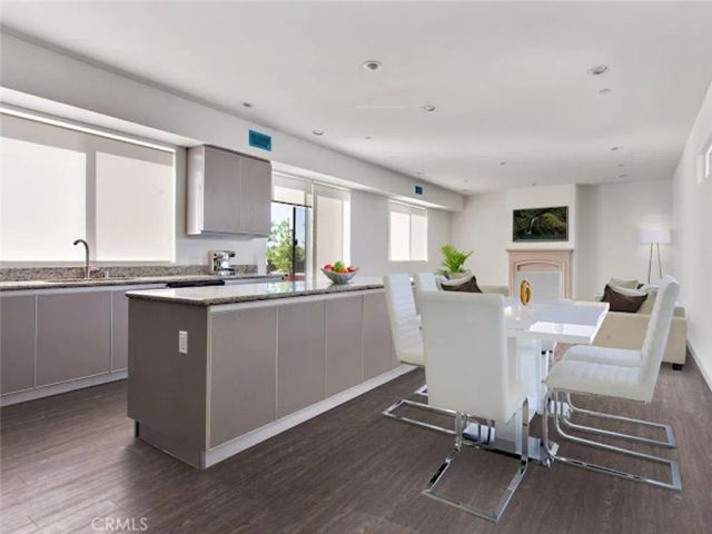 610 Levering Avenue 203, Los Angeles, CA 90024