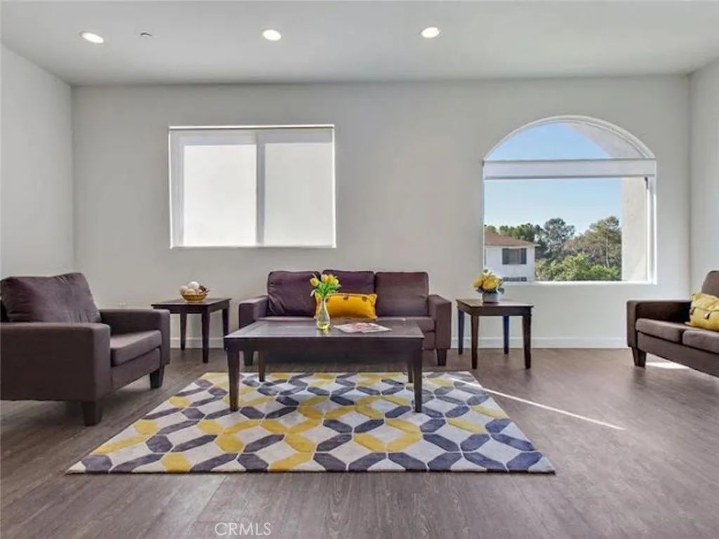 610 Levering Avenue 203, Los Angeles, CA 90024