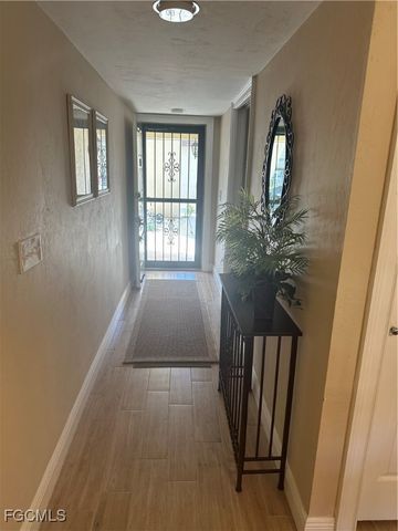 5770 Trailwinds DR 211, Fort Myers, FL 33907