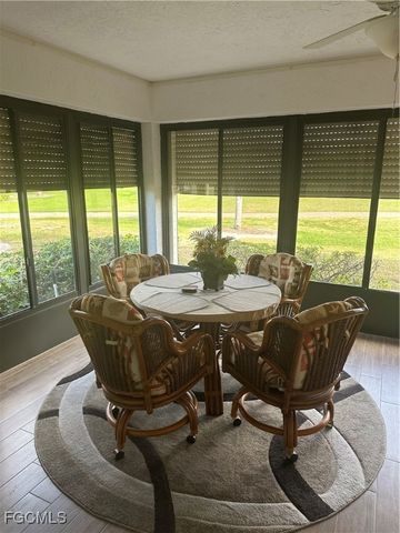 5770 Trailwinds DR 211, Fort Myers, FL 33907