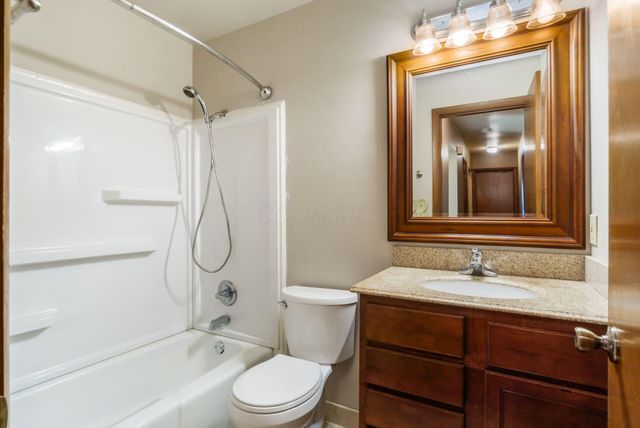 3354 Longstreth Park Place, Columbus, OH 43230