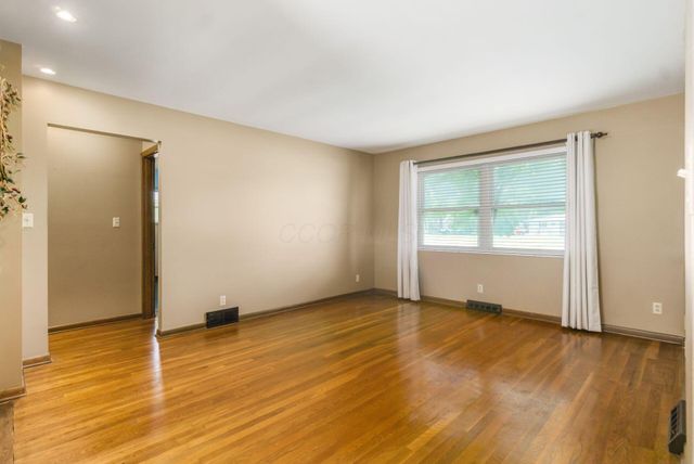 3354 Longstreth Park Place, Columbus, OH 43230