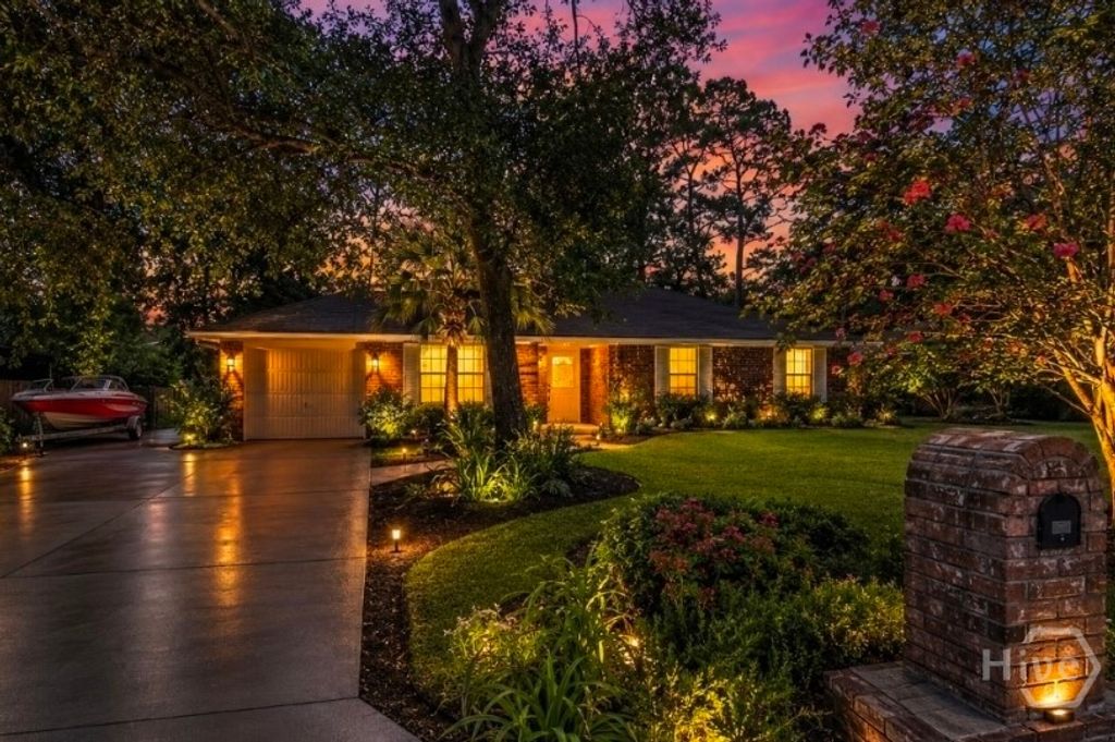 Image 1 of property listing at 113 Wyckfield Road, Savannah, GA 31410