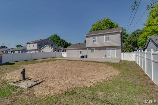 322 Washington Avenue, East Alton, IL 62024