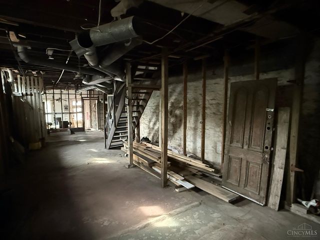 454 W Mcmicken Avenue, Cincinnati, OH 45214